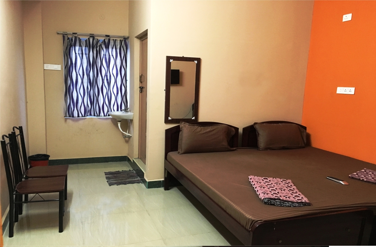 Budget-friendly Non-AC Room